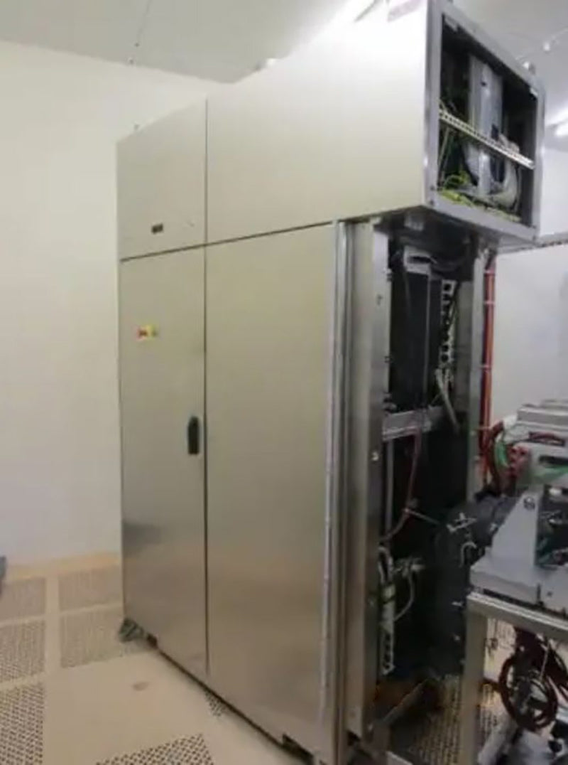 Aixtron Tricent CVD (Chemical Vapor Deposition)