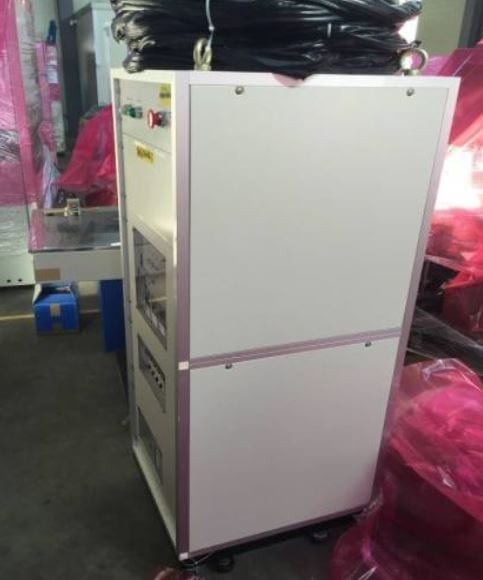 Hitachi S 8820 CD-SEM (Critical Dimension Scanning Electron Microscope)