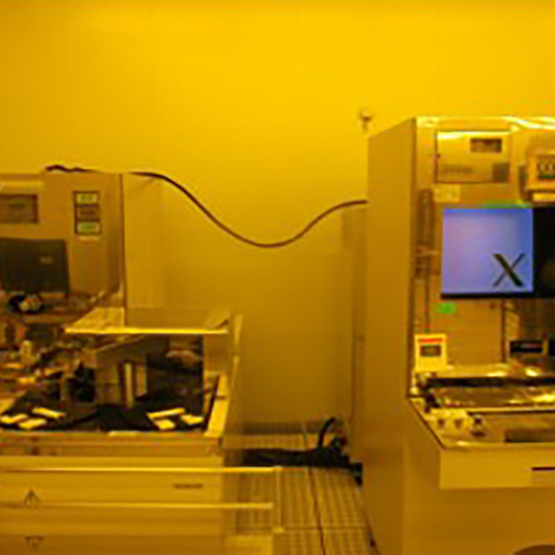 Hitachi S 8820 CD-SEM (Critical Dimension Scanning Electron Microscope)