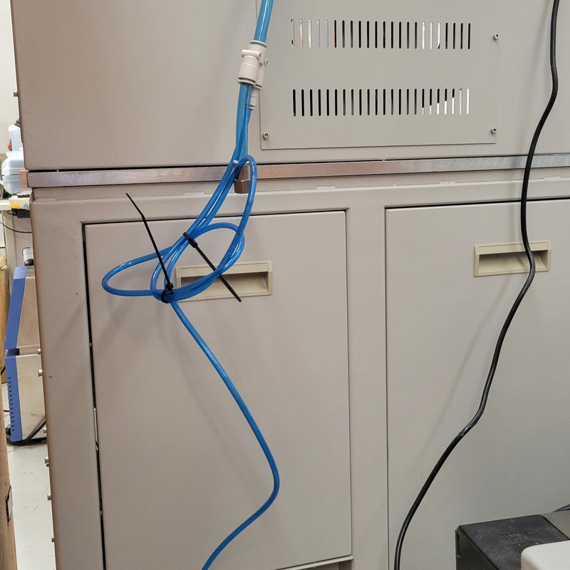Xeltek Super Pro SB 02 IC Programmer