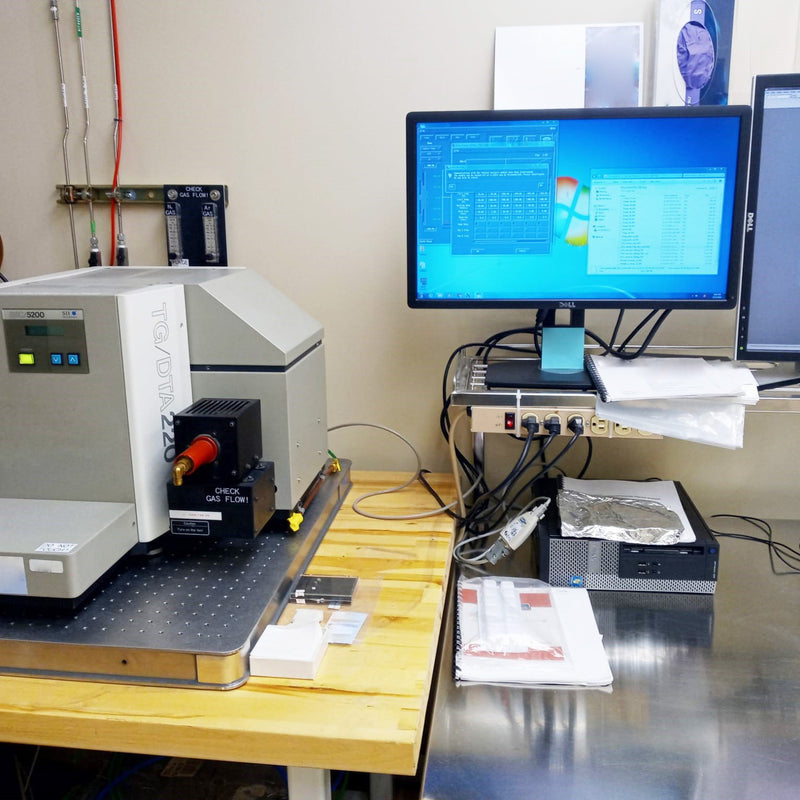 SII Nanotechnology TG/DTA 220 Thermogravimeter