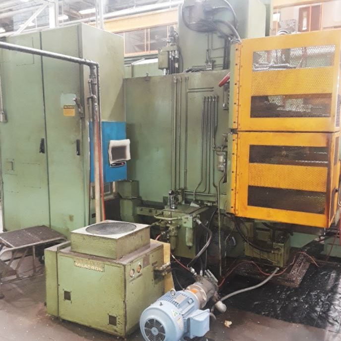 Mori Seiki MV 45/40 A Milling Machine