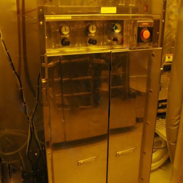 Tel Act 8 Coater / Developer