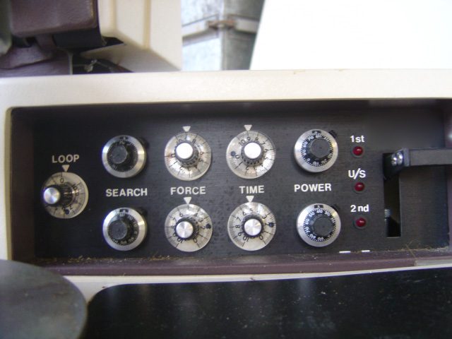 K&S 4123 Wire Bonder