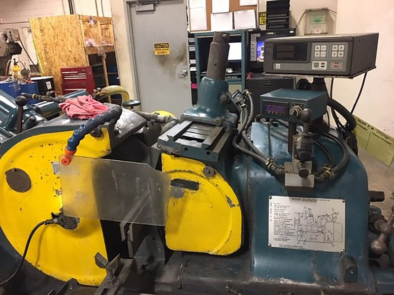 Milacron Centerless Grinder