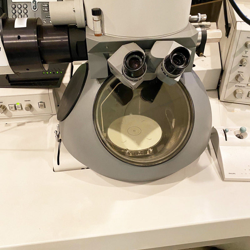 Thermo Fisher Scientific / FEI CM 200 TEM (Transmission Electron Microscope)