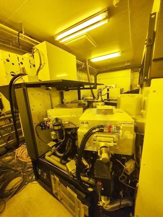 Applied Materials P 5000 Etcher