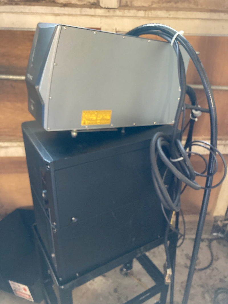 Keyence MD-X 1500 Laser Marker