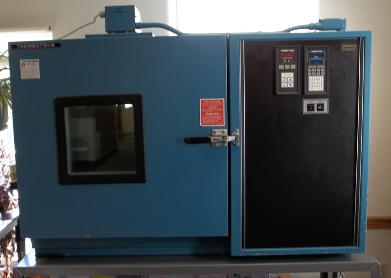 Thermotron S 5.5 C Industrial Environmental Chamber