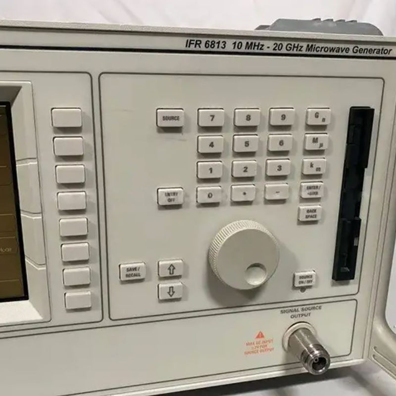Aeroflex 6813 Microwave Generator