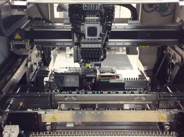 Juki KE 2070 L PCB Pick and Place Machine