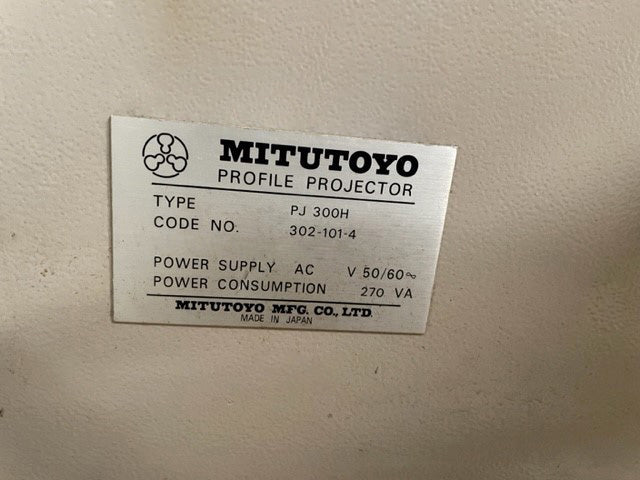 Mitutoyo PJ 300 Profile Projector