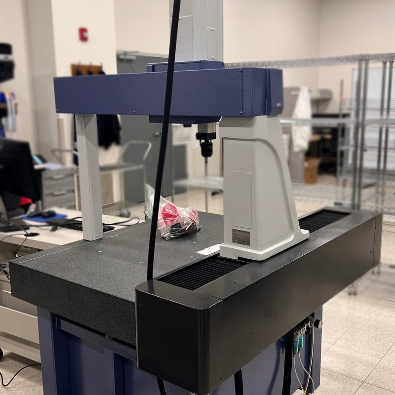 Mitutoyo Crysta Plus M 574 CMM (Coordinate Measuring Machine)
