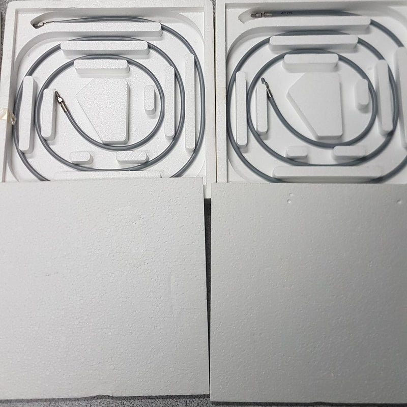 Perkin Elmer Lambda 19 UV-VIS-NIR Spectrometer (Ultraviolet-Visible-Near-Infrared)