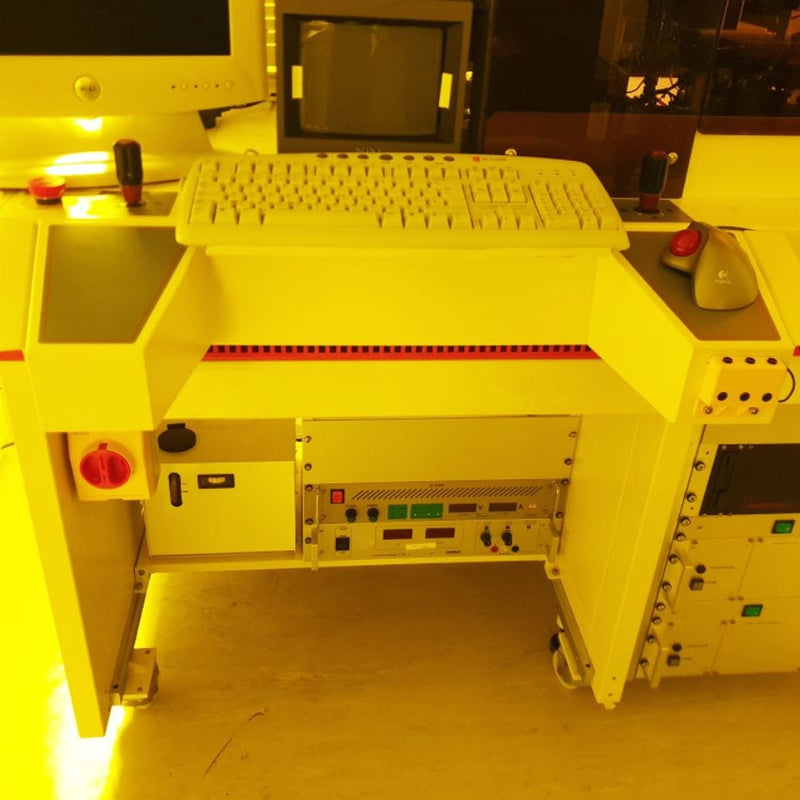 SUSS FC 150 Flip Chip Bonder