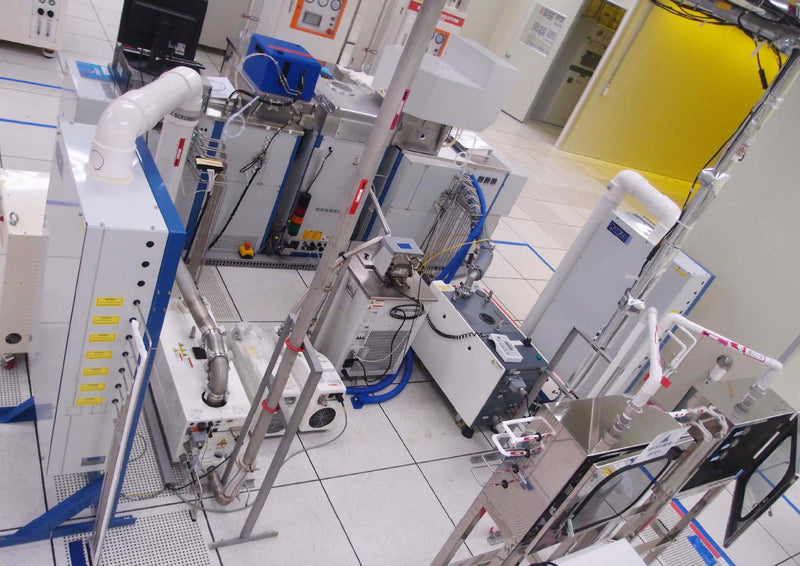 Oxford Plasmalab 100 ICP 380 PECVD (Plasma-Enhanced Chemical Vapor Deposition)