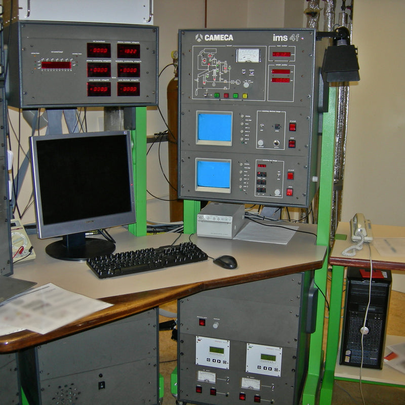 Cameca IMS 4 F