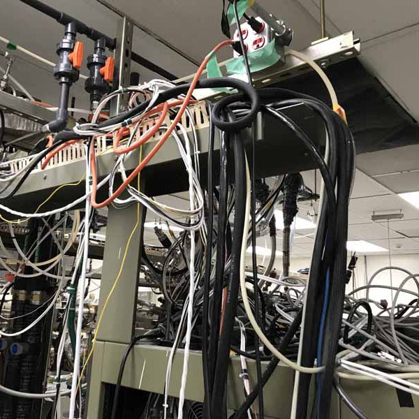 Veeco Gen II MBE Growth system