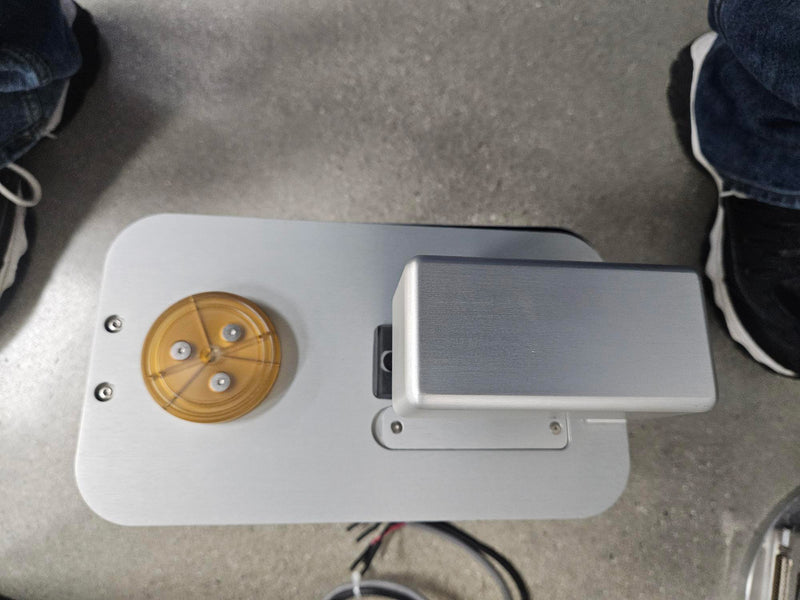 Genmark Gencobot S / 2 L Robots