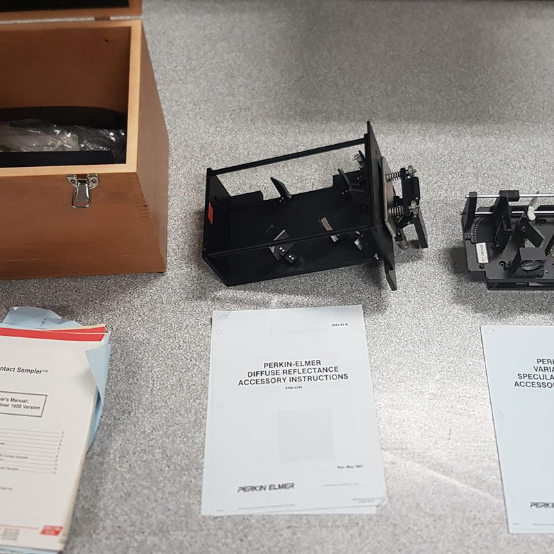 Perkin Elmer Lambda 19 UV-VIS-NIR Spectrometer (Ultraviolet-Visible-Near-Infrared)