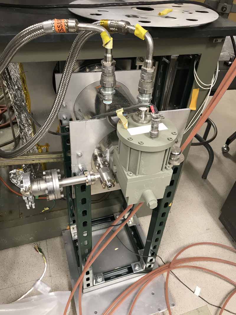 Veeco Gen II MBE Growth system