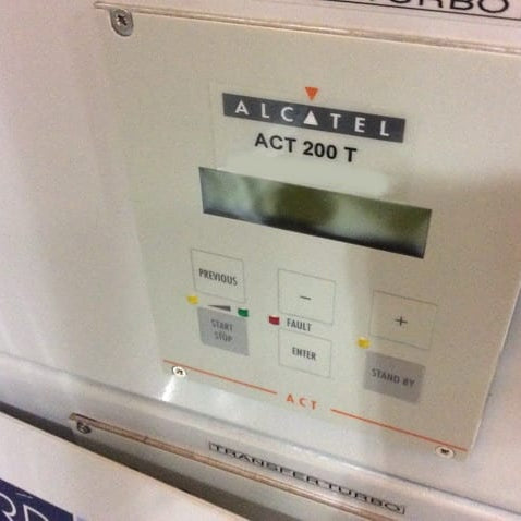 Oxford Plasmalab 133 PECVD (Plasma-Enhanced Chemical Vapor Deposition)