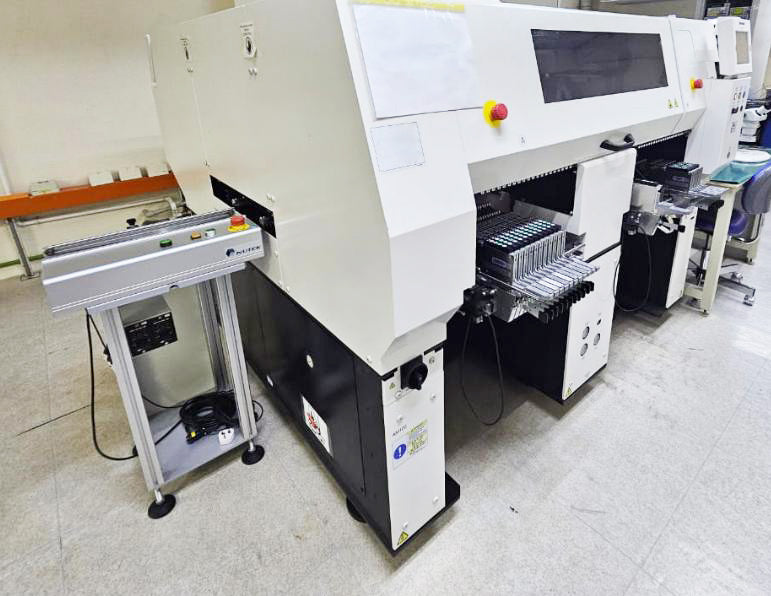 Panasonic AM 100