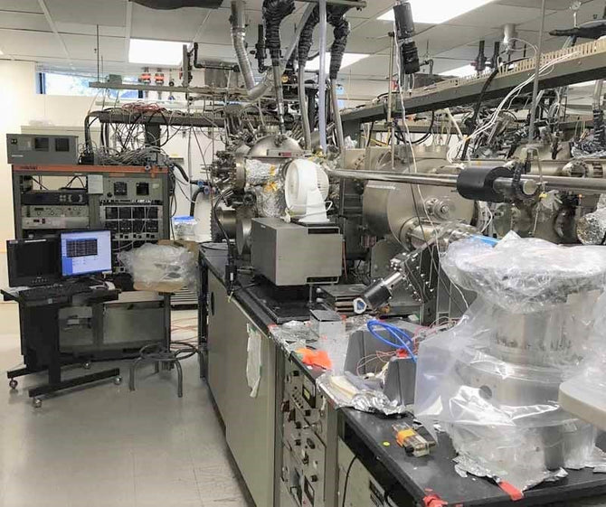 Veeco Gen II MBE Growth system