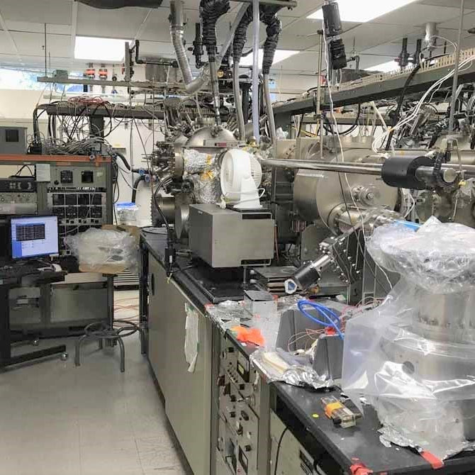 Veeco Gen II MBE Growth system