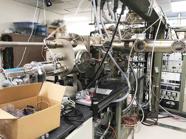 Veeco Gen II MBE Growth system