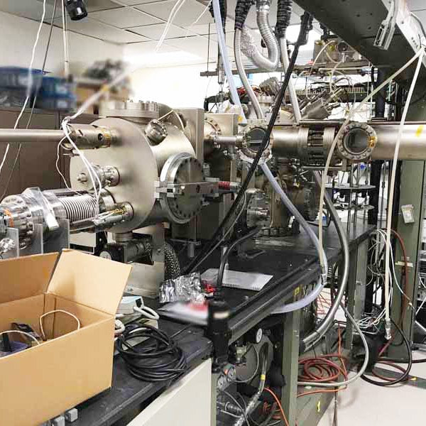 Veeco Gen II MBE Growth system