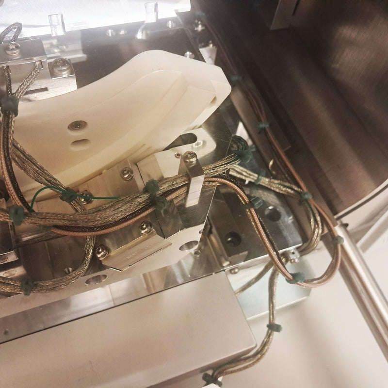 Thermo Fisher Scientific / FEI Strata 400 S FE-SEM (Field Emission Scanning Electron Microscope)