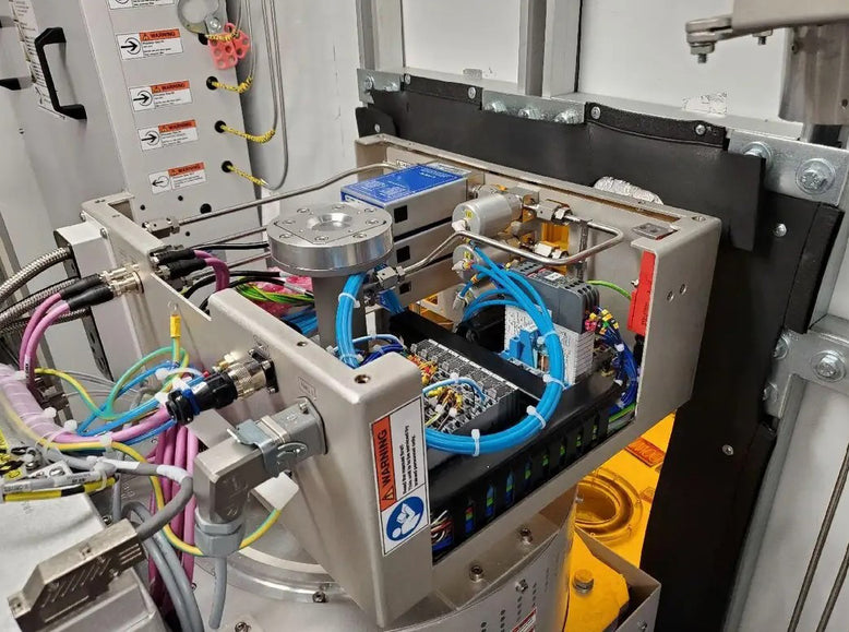 Oxford PlasmaPro 100 Cobra ICP-RIE (Inductively Coupled Plasma - Reactive lon Etch)