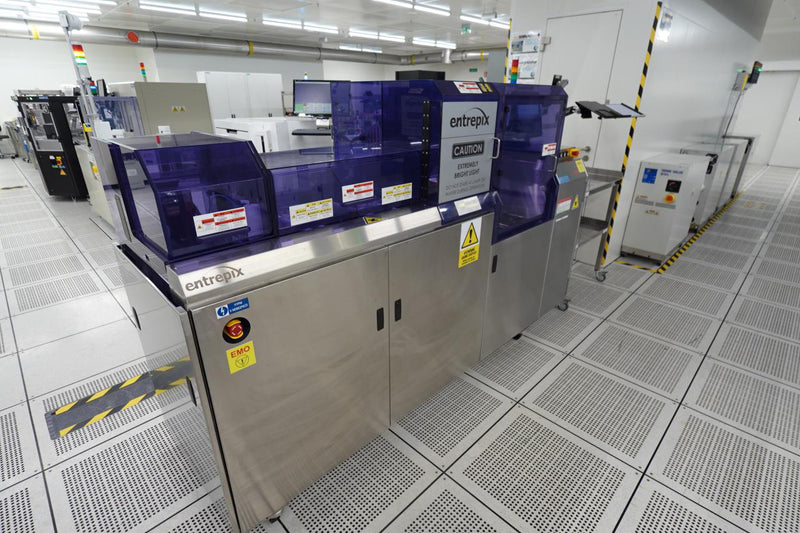 Ontrak DSS 200 Series II Post CMP Scrubber (Chemical Mechanical Polisher)