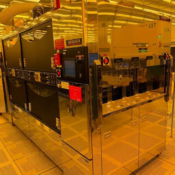 Tel Act 8 Coater / Developer