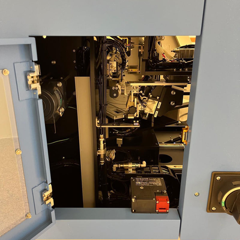 Lintec RAD 3500 M / 12 Wafer Mounter