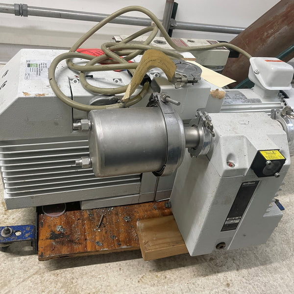 Leybold D 65 BCS Vacuum Pump