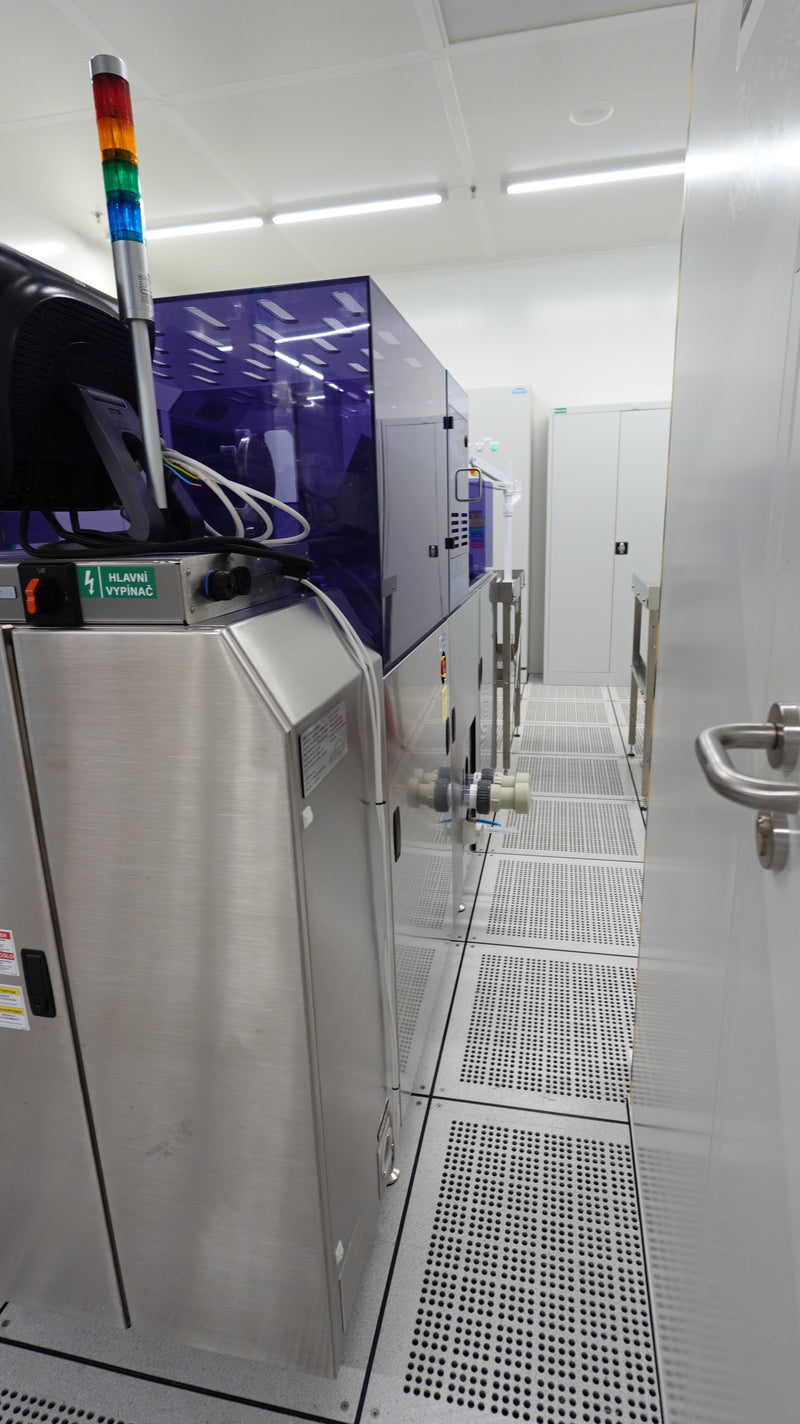 Ontrak DSS 200 Series 2 Post CMP Scrubber (Chemical Mechanical Polisher)