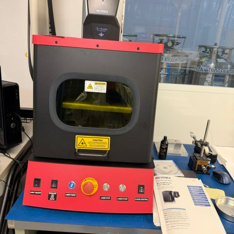 Keyence MD-U 1000 Laser Marker