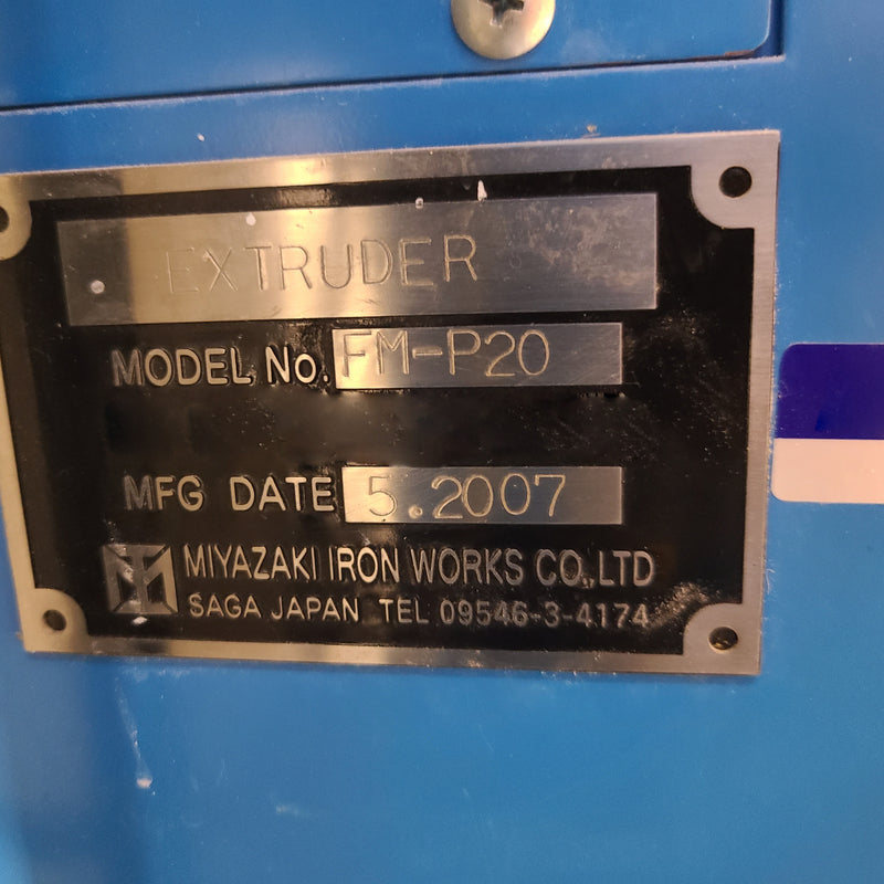 Miyazaki Iron Works FM-P 20 Vacuum Extruder