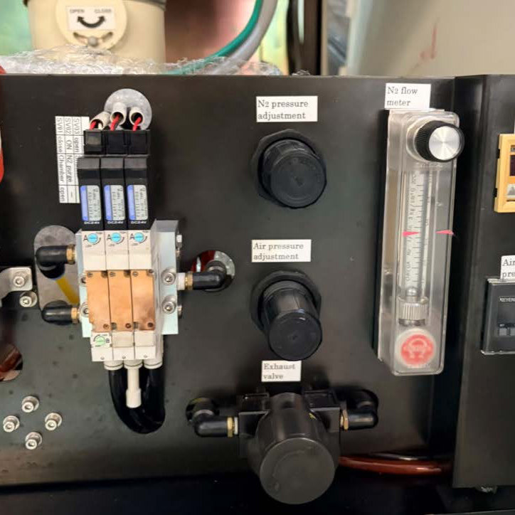Lintec RAD 2000 M 12 UV Irradiator