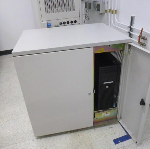 Thermo Fisher Scientific / FEI Nova NanoLab 200 FIB-SEM (Focused Ion Beam - Scanning Electron Microscope)