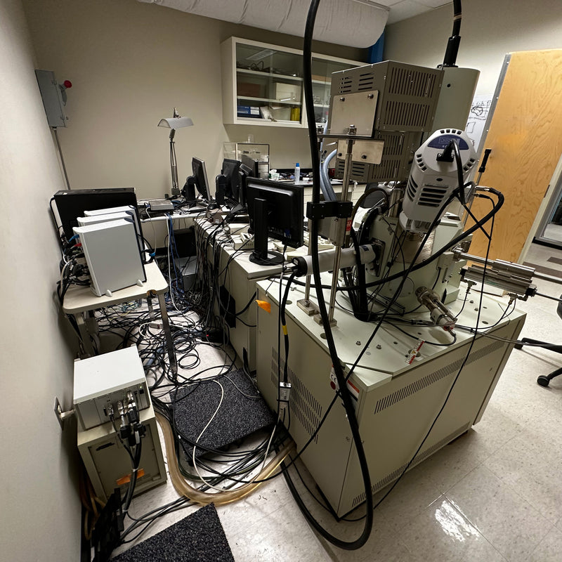 Jeol JSM 7000 F FE-SEM (Field Emission Scanning Electron Microscope)