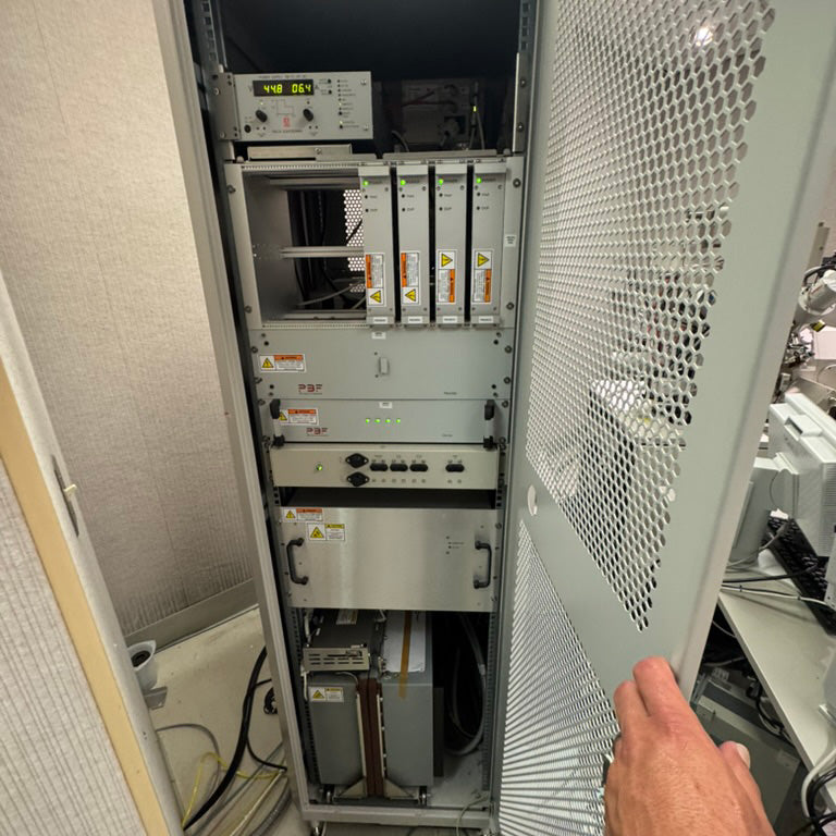Thermo Fisher Scientific / FEI Helios 400 G 4 FIB (Focused Ion Beam)