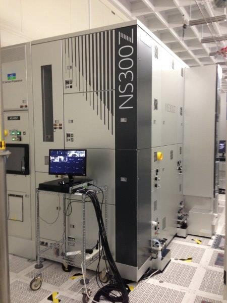 Tel NS 300 Z Wafer Scrubber