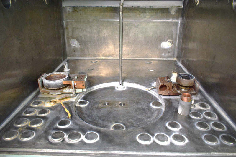 Oerlikon Balzers BAK 1052 Evaporation System for Vacuum Coating