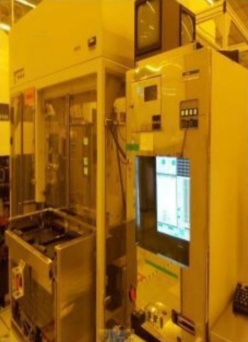 Hitachi S 8840 CD-SEM (Critical Dimension Scanning Electron Microscope)