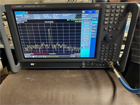 Keysight N 9040 B Signal Analyzer