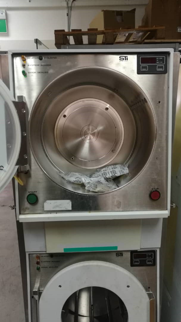 Semitool SRD (Spin Rinse Dryer)
