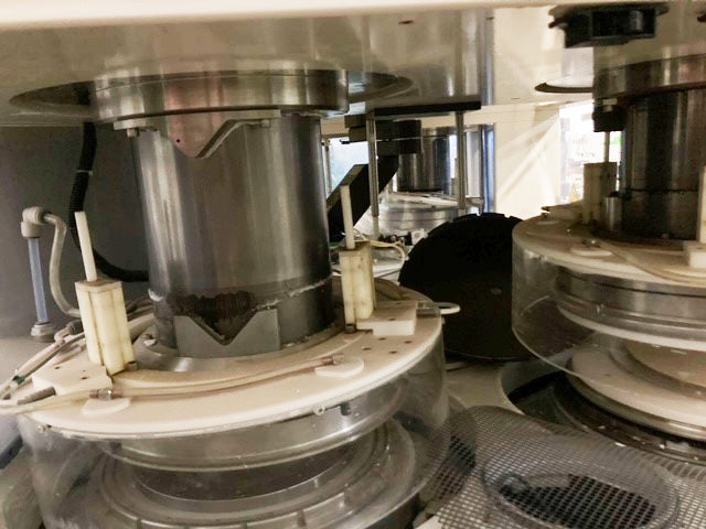 Speedfam 676 CMP (Chemical Mechanical Polisher)